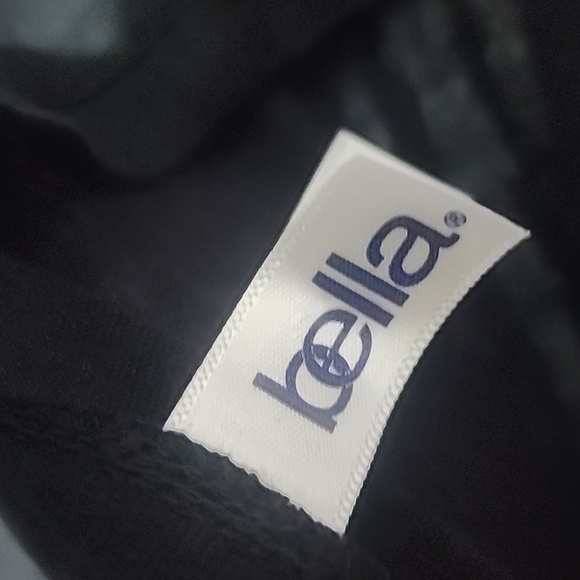 I Like It Dirty Martini Scoop Neck T Shirt - Picture 8 of 9